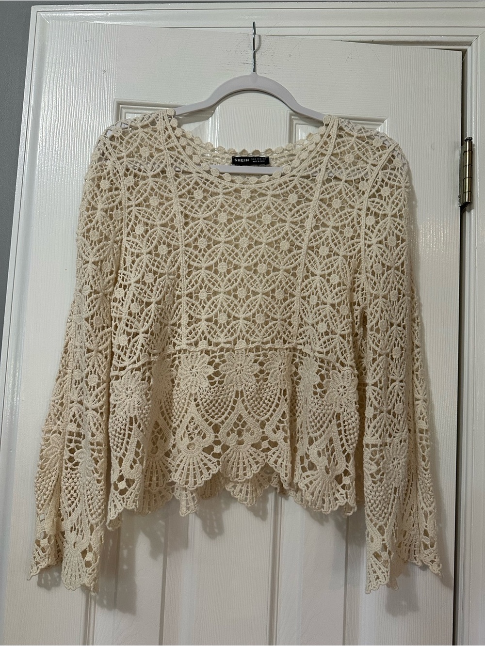 Forever 21 Cream Crochet Lace Peplum Tunic- Size Small
